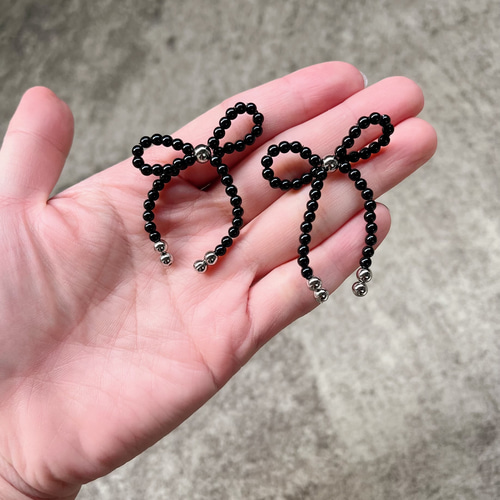 coco vanilla* ブラックパールリボン ピアス (イヤリング) ピアス