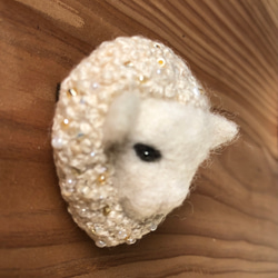 羊のブローチ　白 2枚目の画像