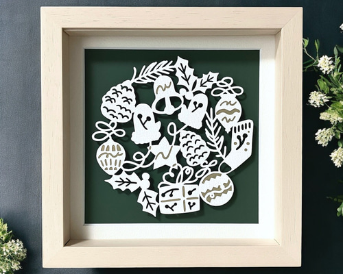 切り絵　馬　額縁外寸56cm×46c額装 額装切り絵『XmasLine』 切り絵 nopico 通販 16854999｜Creema