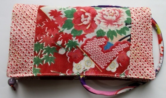 ７４７３　絞りと花柄の着物で作った和風財布・ポーチ＃送料無料 3枚目の画像