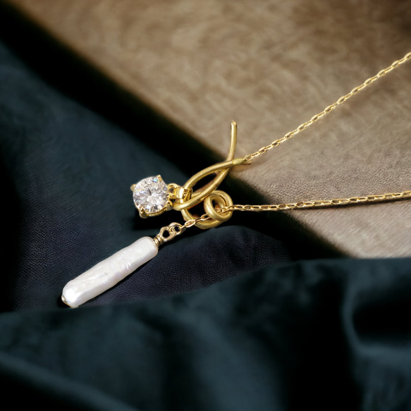 黃銅項鍊「核心」*可提供禮品包裝 Lariette 淡水珍珠氧化鋯 第1張的照片