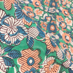 【50cm單位】綠橙藍花印地安手工版畫布料棉質 第5張的照片