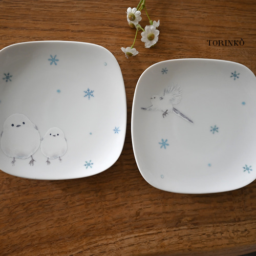 シマエナガ 美濃焼き 中皿 お皿(なかよし・羽ばたき) 中皿 TORINKO