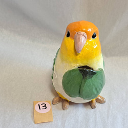 ⑬　お着替え小鳥　シロハラインコ　インコ　小鳥　インテリア　陶器小鳥　一輪挿し　置物　H728 1枚目の画像