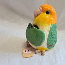 ⑬　お着替え小鳥　シロハラインコ　インコ　小鳥　インテリア　陶器小鳥　一輪挿し　置物　H728 4枚目の画像