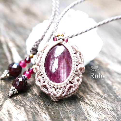 スタールビーのマクラメネックレス ☆高品質☆ほんのりスタールビー マクラメネックレス1304 ネックレス