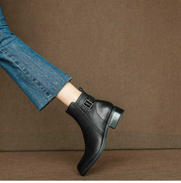 ショートブーツ 革靴 チェルシーブーツ 黒 ブラック ブラウン キャメル シンプル レザーブーツ 冬 靴 レザー 上品 7枚目の画像