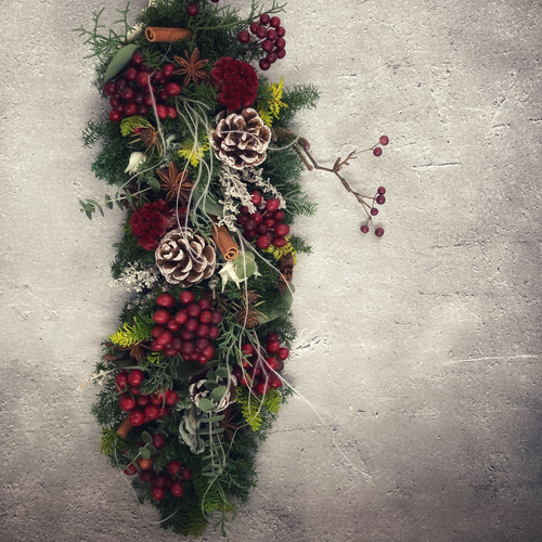 受注制作】赤い実のフレッシュクリスマスガーランド:ドライフラワー