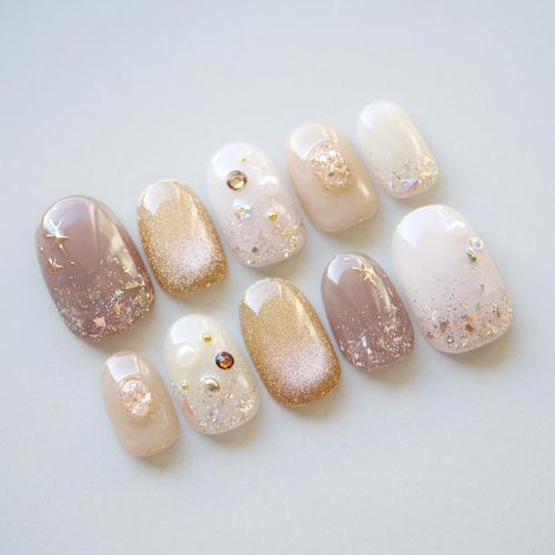 ゴールド×ベージュのキラキラwinterネイル◇ネイルチップ【fuyu