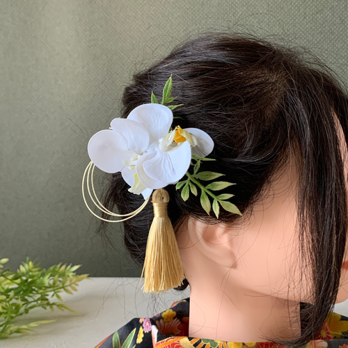 胡蝶蘭 髪飾り ヘアアクセサリー 成人式 卒業式 浴衣 アーティ