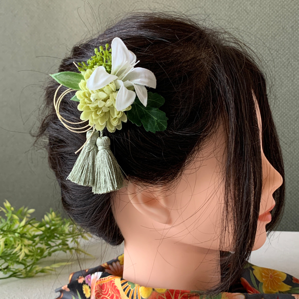 ひめゆりとマム　髪飾り　ヘアアクセサリー　成人式　卒業式　 浴衣　アーティフィシャルフラワー　　七五三 4枚目の画像