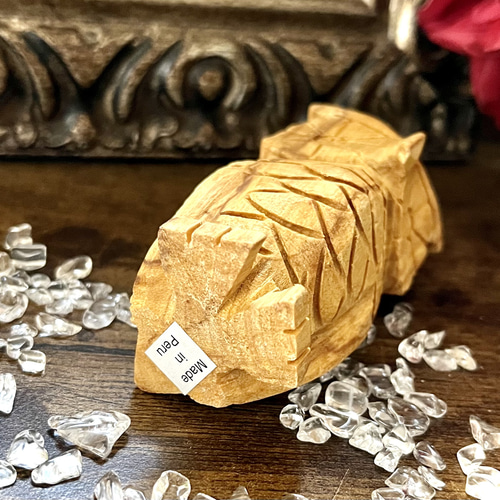 ★限定NEW★希少☆聖なる樹【神秘的な香りバロサントウッド香ルーン文字セット】 パロサント 香木アニマル「フクロウ」幸せを呼ぶ聖なる樹 Holly wood