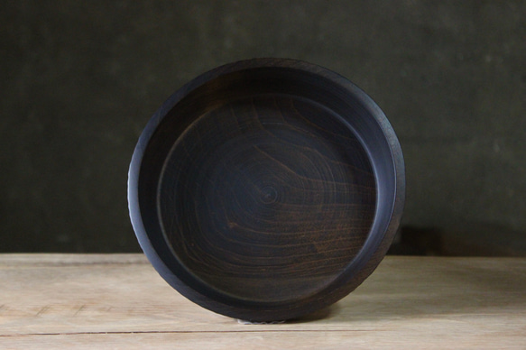 wooden bowl 22cm　彫刻模様のウッドボウル 3枚目の画像