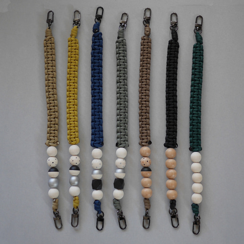 ハンドストラップ パラコード【選べるパーツとカラー】 携帯ストラップ