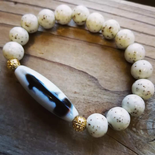 ◇台湾産北投石＆白瑪瑙観音天珠のブレスレット⁡⁡ 10000円（送料無料