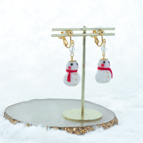 クリスマスサンタ×雪だるま ピアス イヤリング 雪だるまの耳飾り（ピアス・イヤリング） イヤリング