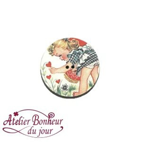 新入荷！フランス製！『木製ボタン　アトリエ ボヌール ドゥ ジュール 【CUEILLETTE DE COEURS】』 1枚目の画像