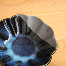 小石原燒 小石原燒 藍釉 鐵釉 菊花盤 圓盤 小盤 12.0cm 2色可選 秀山窯 日本製造 陶器 NHK 第11張的照片