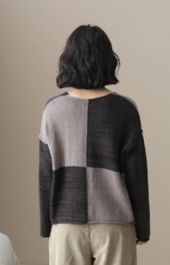 秋冬.綿のゆったりニット.  無地 手編み コットンセーター 重ね着　黒い 6枚目の画像