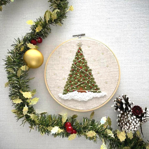 クリスマスツリー 壁面飾り 刺繍 ハンドメイド