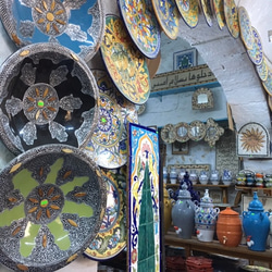 チュニジア・ナブールの陶器　大きさ違いのオバール皿　2枚セット　人を酔わす青と赤 55 7枚目の画像
