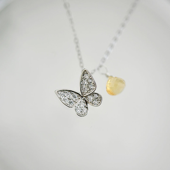繁榮財富幸運石黃水晶和蝴蝶項鍊十一月生日石 第3張的照片