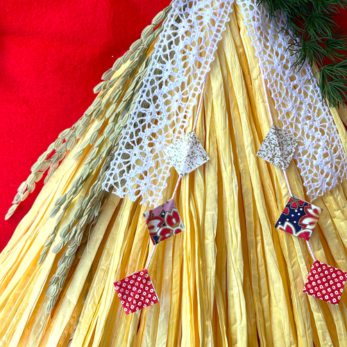2024正月】タッセル正月飾りイエロー/レース（幅20×丈38cm） しめ縄