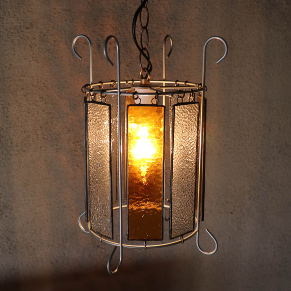 照明 ペンダントライト 型板硝子 真鍮 ステンドグラス アンティーク