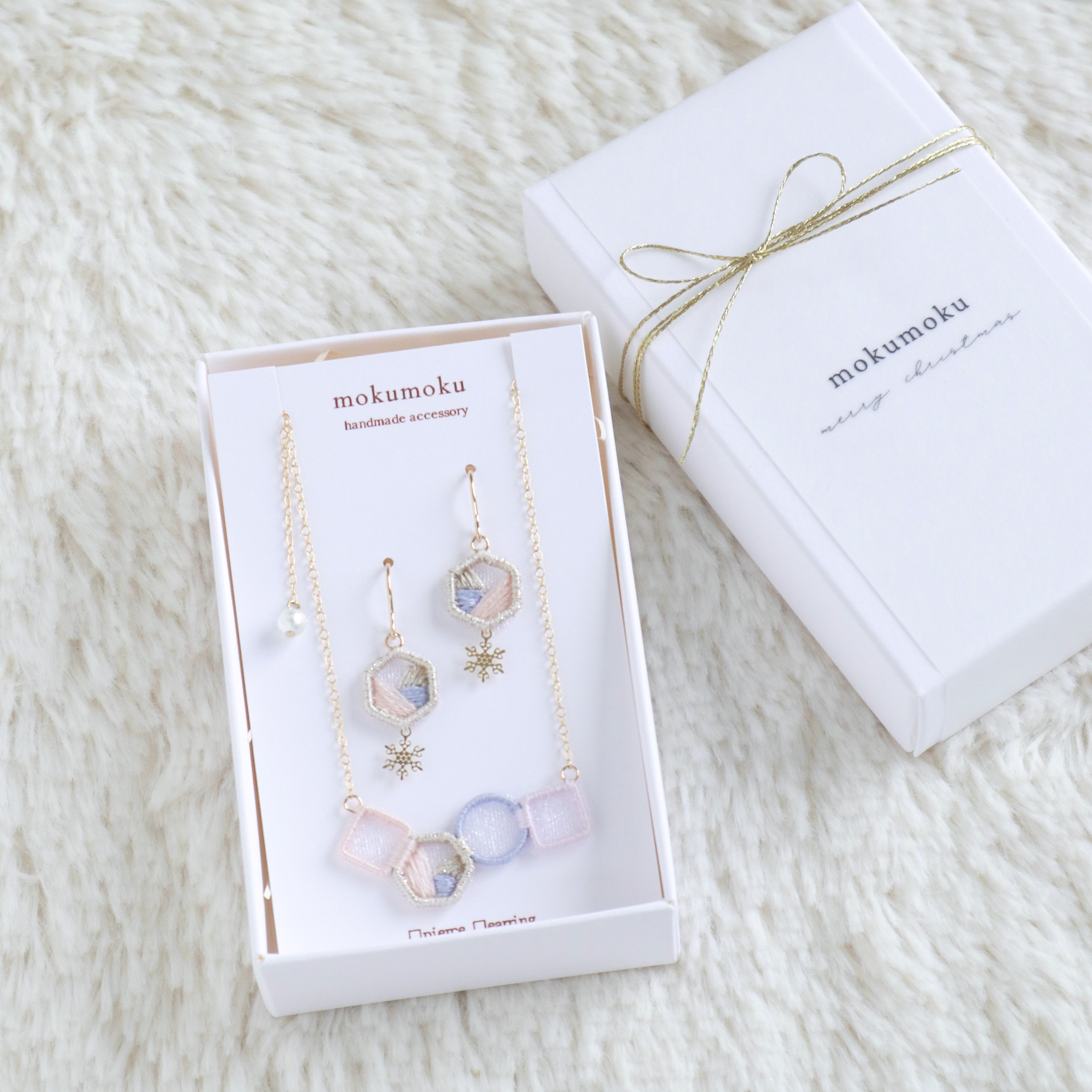 クリスマス限定✴︎14KGF✴︎ネックレス&ピアスorイヤリングset クリスマス限定✴︎14KGF✴︎ネックレス&ピアスorイヤリングset