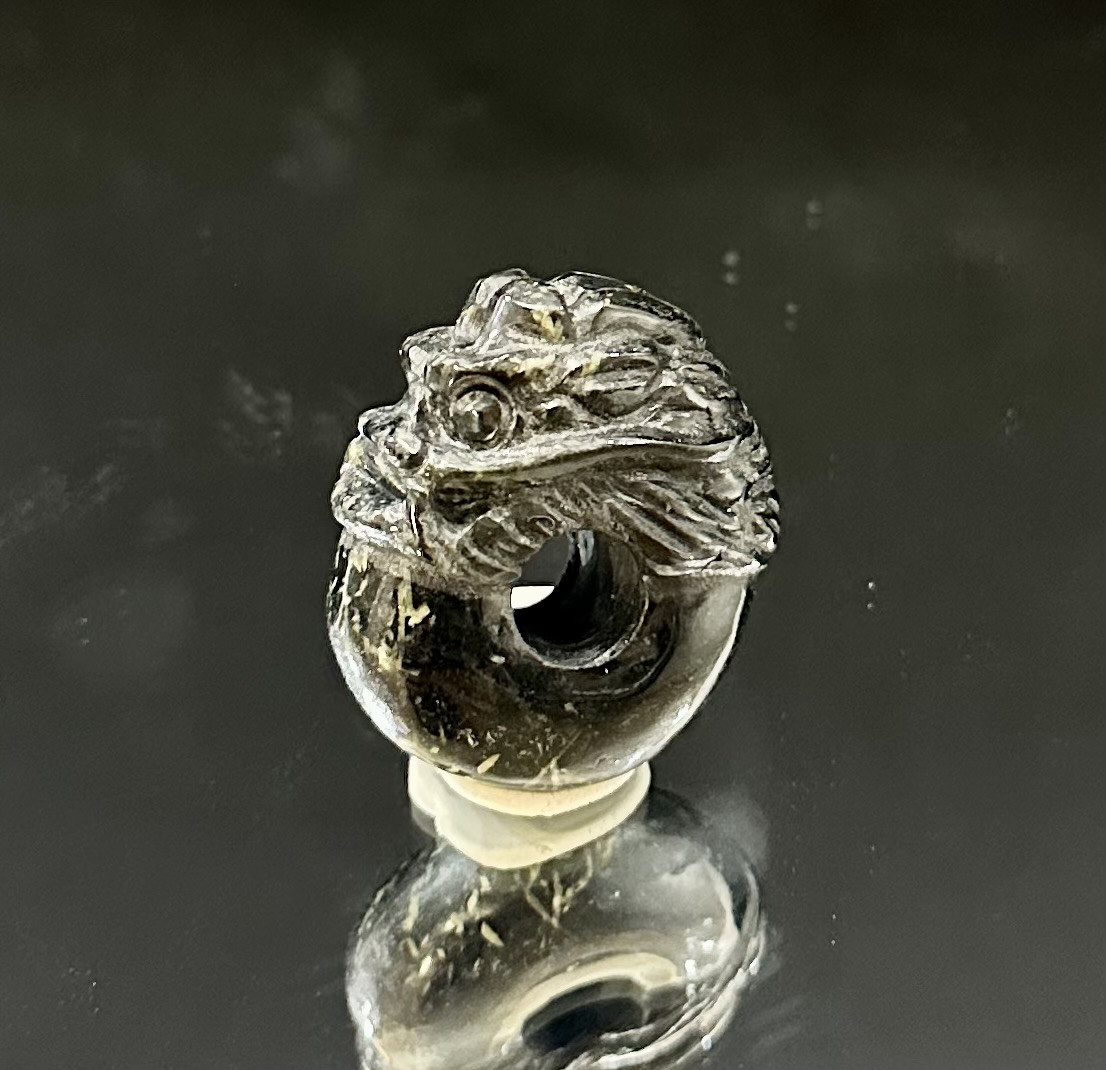 龍神舞祭　黒龍勾玉