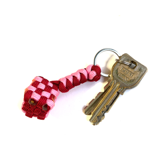 NJZcomplexconキーホルダーパフ＋トレカ NJZキーホルダーパフ＋トレカ 公式品］NJZ Complexcon香港限定