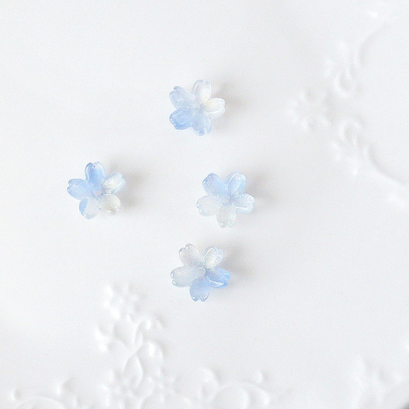 氷桜の花　イヤリング 2枚目の画像