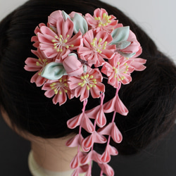 変わり桜のつまみ細工　髪飾り　成人式、卒業式、結婚式、七五三 2枚目の画像
