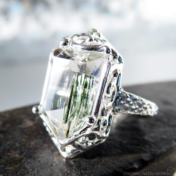 アクチノライト in クォーツ リング / Actinolite in Quartz Ring 1枚目の画像