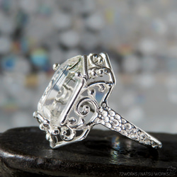 アクチノライト in クォーツ リング / Actinolite in Quartz Ring 3枚目の画像