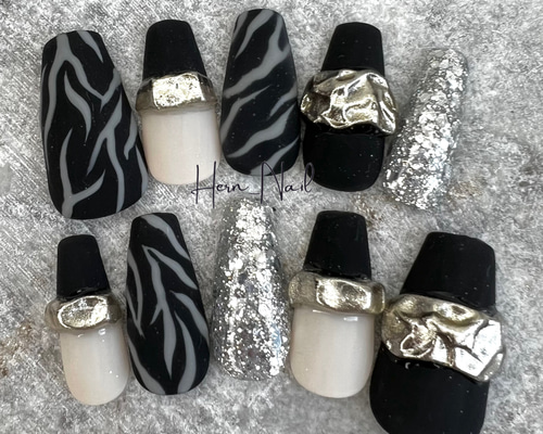 5651a91afef09b7886330e666dac3e