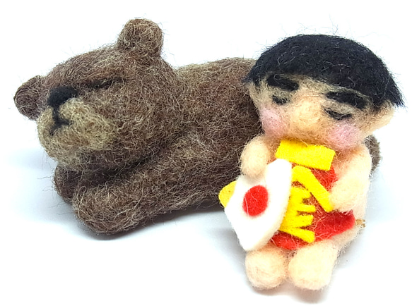 【羊毛フェルト】おじさん顔の金太郎と熊さん 1枚目の画像