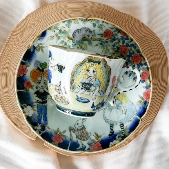 cup & saucer.   　alice in wonderland 8枚目の画像