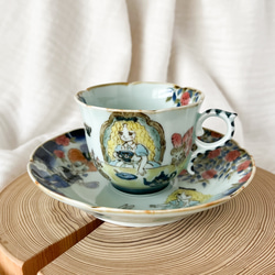 cup & saucer.   　alice in wonderland 1枚目の画像