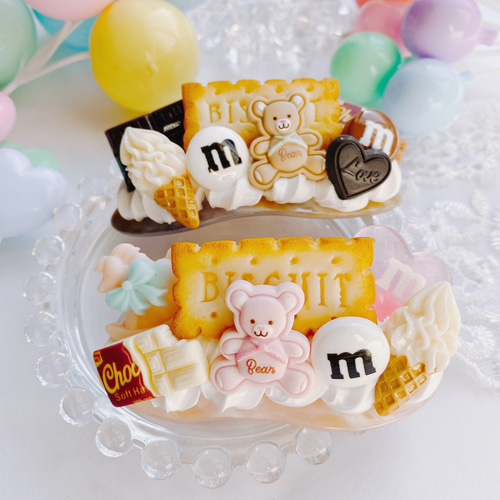 【candy♩さま】* ornament ❀ いちごミルク色のかわいい ブタさん candy♩さま】* ornament ❀ いちごミルク色のかわいい ブタさん