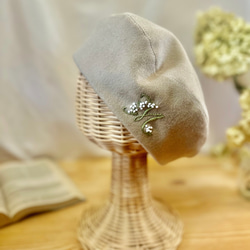 【シリウス様専用】国産ビエライニシャル刺繍　こなれベレー帽　エクリュ 2枚目の画像