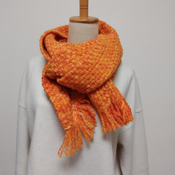 手織り・手紡ぎのマフラー　ビビッドなオレンジ＆イエロー 4枚目の画像