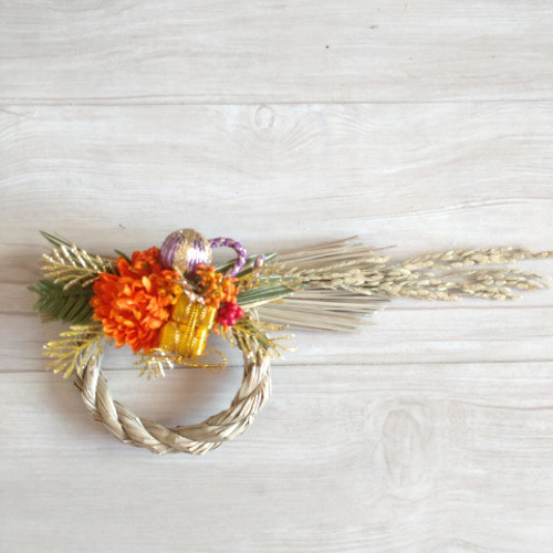 手のひらサイズのミニしめ縄【オレンジ】【冬支度ハンドメイド2023