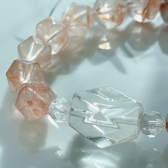 ガネーシュヒマール産水晶&マニカランヒマラヤピンク水晶ブレス 4枚目の画像