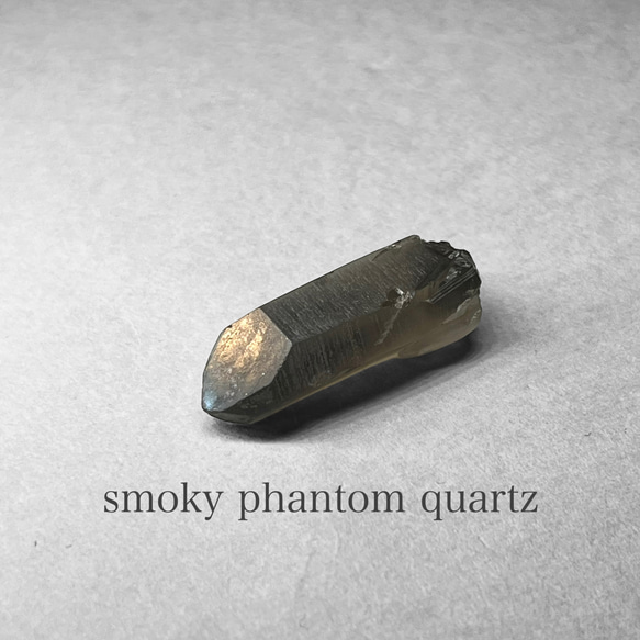 smoky phantom quartz：channeling / スモーキーファントムクォーツ Q 1枚目の画像