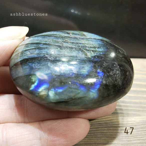 ラブラドライトタンブル磨き石(47)　93.4g　約55x45x23mm 4枚目の画像