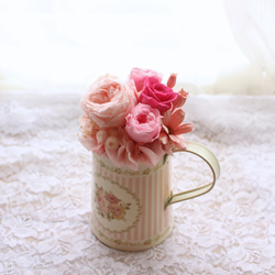 ピンクの花柄アレンジ　花　誕生日　開店　開業　卒業　記念日　お祝い　お供え　プリザーブドフラワー　仏花　プリザ 6枚目の画像