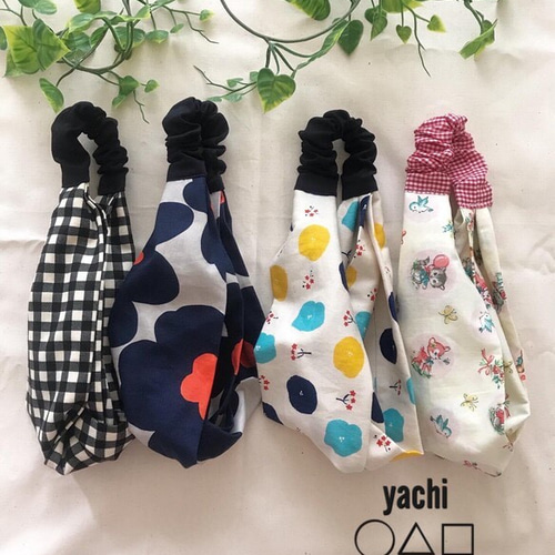 プレゼントにも❤️北欧お花柄クロスヘアバンド❤️ターバンヘアバンド