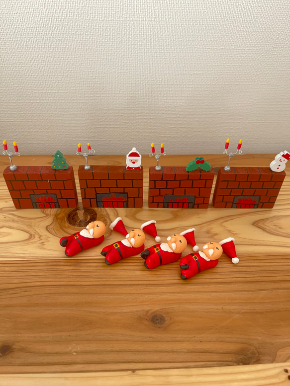 12月26日のクリスマス　x’mas サンタクロース　サンタ　トナカイ　クリスマス　ツリー　暖炉　キャンドル　プレゼント 2枚目の画像