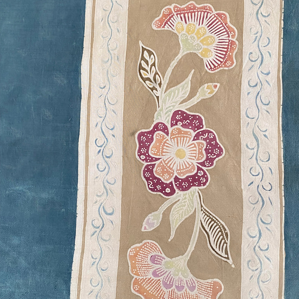 ＜送料無料＞ジャワ更紗の古典模様をアレンジしたストール　手描き更紗＆草木染め　Batik　silk　防寒　伝統工芸 10枚目の画像